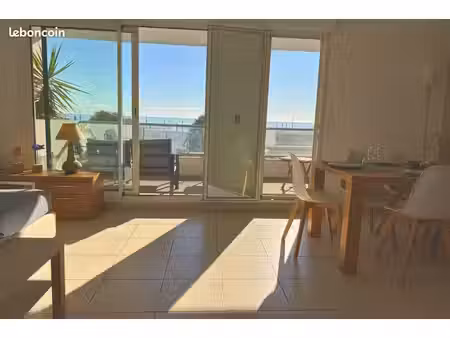 vue mer plein sud 3 p 4e et dernier étage box fermé