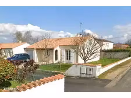 maison a louer à magné 79460