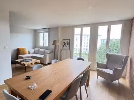 appartement 4 pièces 82 m²