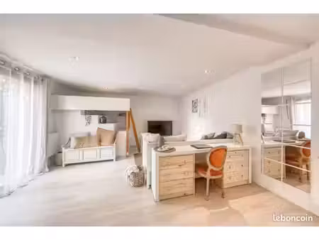 ? t1 meublé – rénové – fonctionnel & équipé – d’huison-longueville (91590)