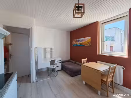 loue studio meublé pour étudiant
