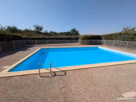 t2 lumineux piscine salle de sport résidence sécurisée et calme