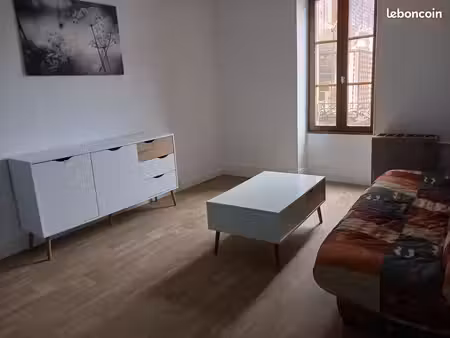 chaleureux appartement