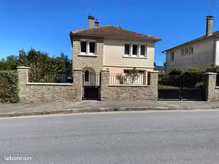 à louer maison t3