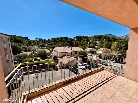 roquevaire- patio d’anais appartement t3  56 51 m2 avec cave et parking