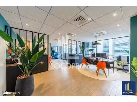 bureaux 201 m²