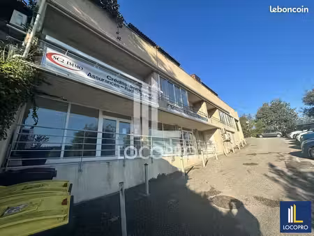 bureaux 129 m²