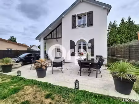 maison 3 pièces 83 m²
