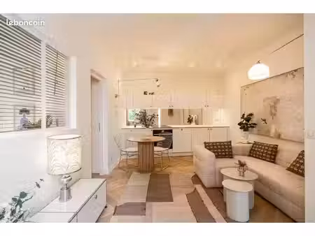 appartement t2 rénové - castellane  marseille 6e