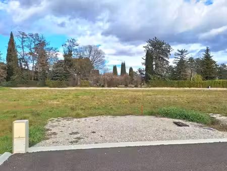 terrain constructible viabilisé à vendre
