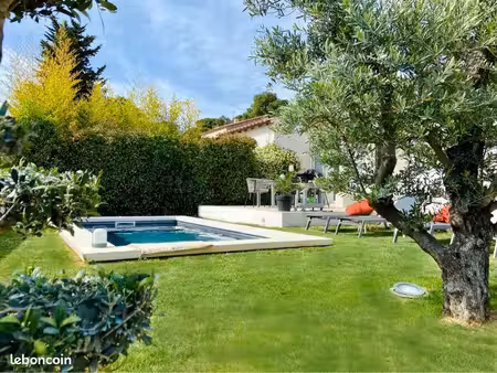maison meublée avec piscine – maussane-les-alpilles – 105 m²