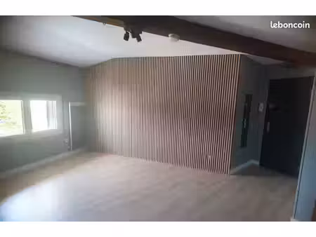 joli t2 de 32.2 m² refait à neuf cv st rémy de provence