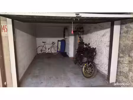 parking paris 11 square saint irene