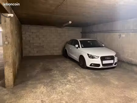 place de parking sécurisée – paris 20e / charonne – 11 6 m²
