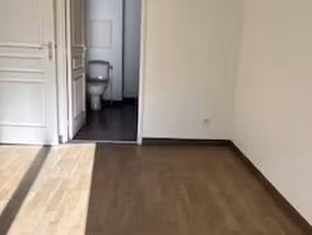 a vendre t2 de 39 m2 avec garage craponne centre-ville