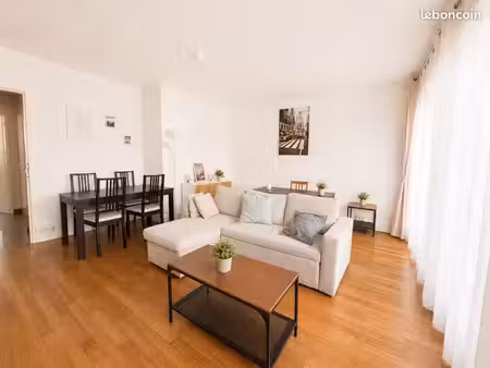 t2 lumineux de 54 34 m² avec balcon  cave et grenier – lyon 3e / saxe-gambetta
