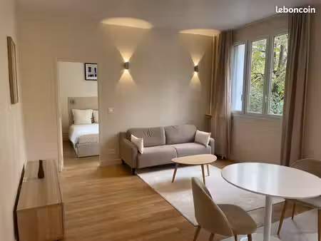 paris xviii - 2 pièces rénové avec goût - au coeur du quartier marx dormoy