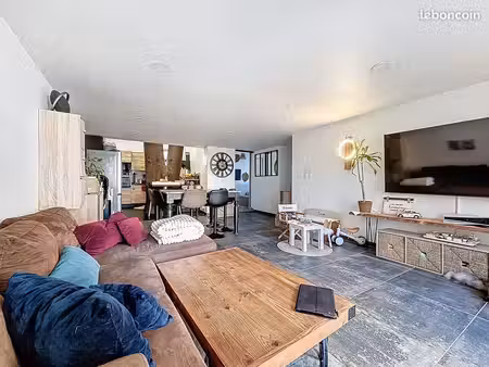 appartement 3 pièces 70 m²