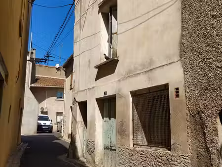 opportunité investisseur ou passionné de rénovation. maison de 100m2 à restaurer