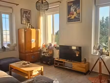 un appartement d'exception entre patrimoine marseillais et art de vivre méditerranéen