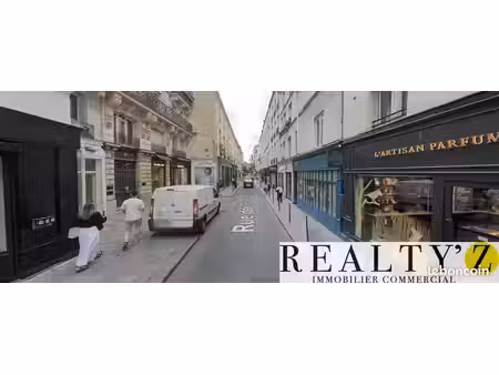 local commercial 66 m²