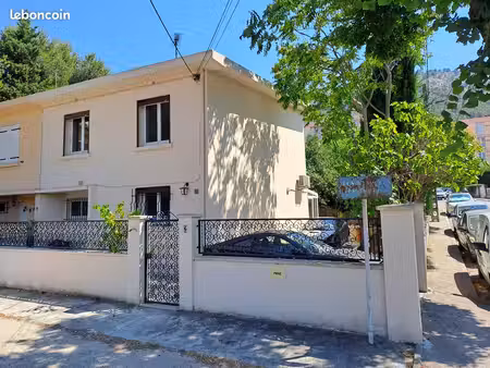 maison - 5 pièces - 95m2 - véranda 20m2 - terrain 170m2