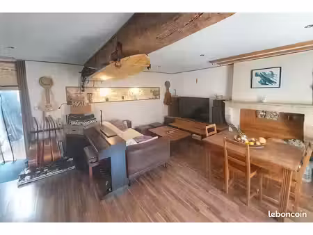 maison en pierre rénovée avec jardinet et terrasse – gare à pied – cérons (33720)
