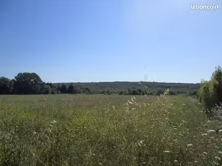 terrain 14500 m²