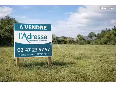 terrain 696 m² la croix en touraine