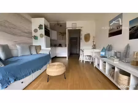 studio 1 pièce 26 m²