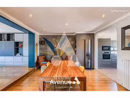 maison 8 pièces 149 m²