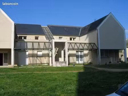 studio 1 pièce 36 m²
