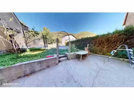 maison 7 pièces 170 m²