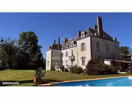 chateau 18 pièces 386 m²