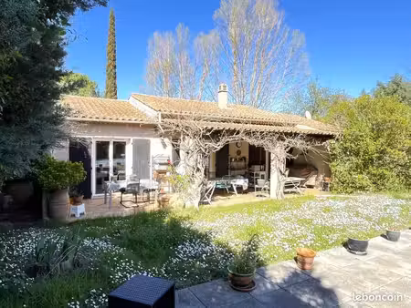 villa 4 pièces 110 m²
