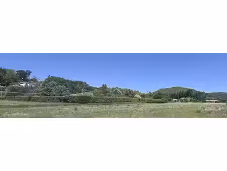 vente terrain 1043 m² à salernes (83690)  120 000 €