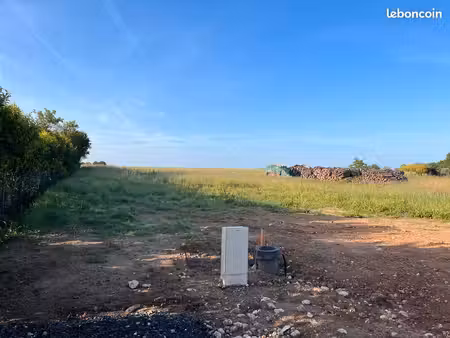 terrain constructible à amboise proche commerces