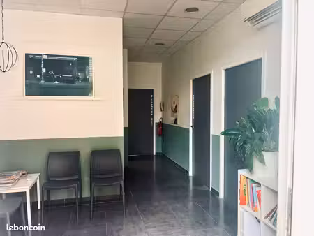 location bureau st barnabé (psy  ortho...)