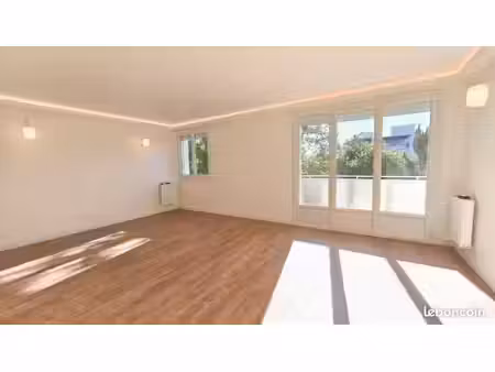 appartement rénové lumineux et calme