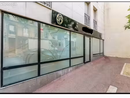 local commercial rue breteuil