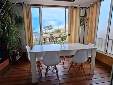 appartement vue mer-refait à neuf