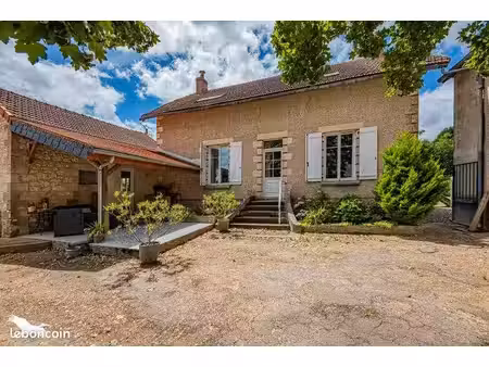 ferme 4 pièces 108 m²