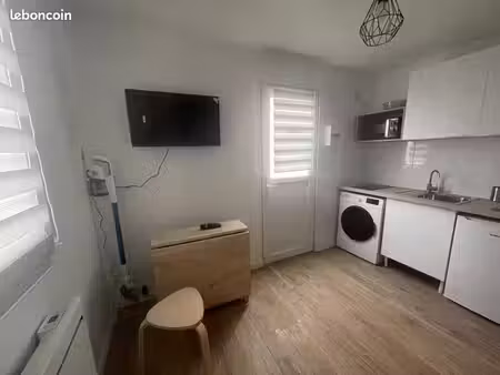 appartement 1 pièce 14 m²