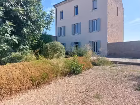 maison 10 pièces 300 m²