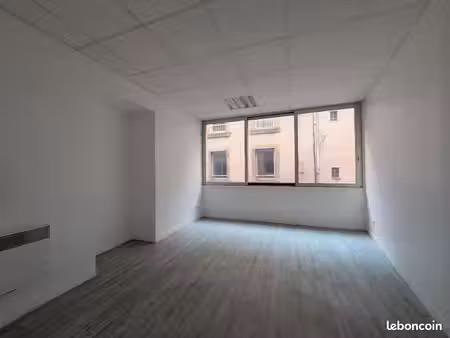 studio 33m2 accès pmr