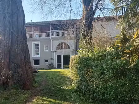 maison de caractère en pierre avec piscine – proche foix