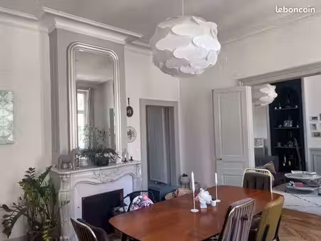 très bel appartement ancien  rénové