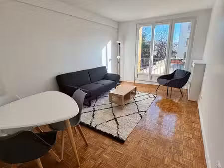 appartement 3 pièces refait à neuf meublé