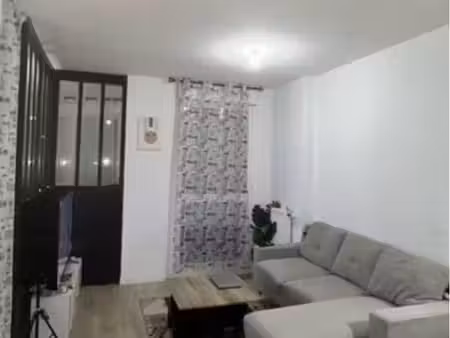 studio meublé en sous-location