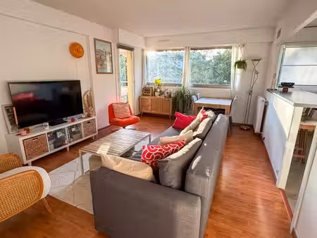 70m2 lumineux - 2 chambres - balcon - vue parc - parking - 6min gare